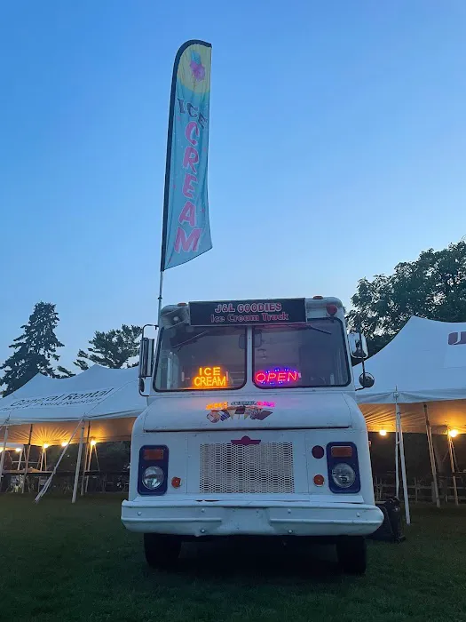 Rolling Cones Ice Cream Truck 2 Picture 6