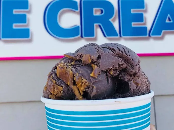 Sweet Corner Ice Cream Picture 3