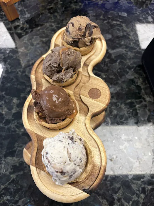 Sweet Corner Ice Cream Picture 8