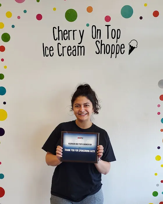 Cherry On top Ice Cream shoppe Picture 6