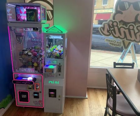 Triniu2019s Ice Cream Shoppe