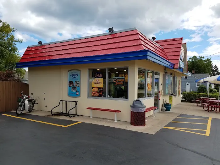 Dairy Queen (Treat) Picture 2