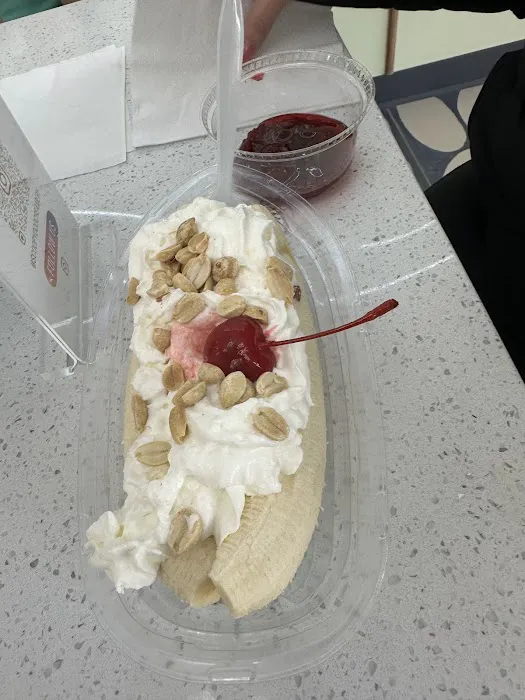 Scoopy Doo Creamery Picture 6