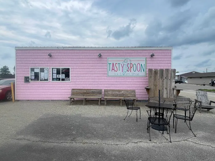 The Tasty Spoon Ice Cream & Hot Food Picture 3