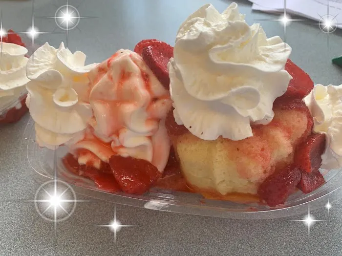The Tasty Spoon Ice Cream & Hot Food Picture 10