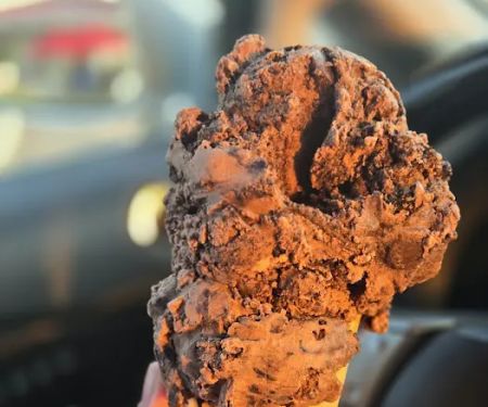 Scoops Ice Cream