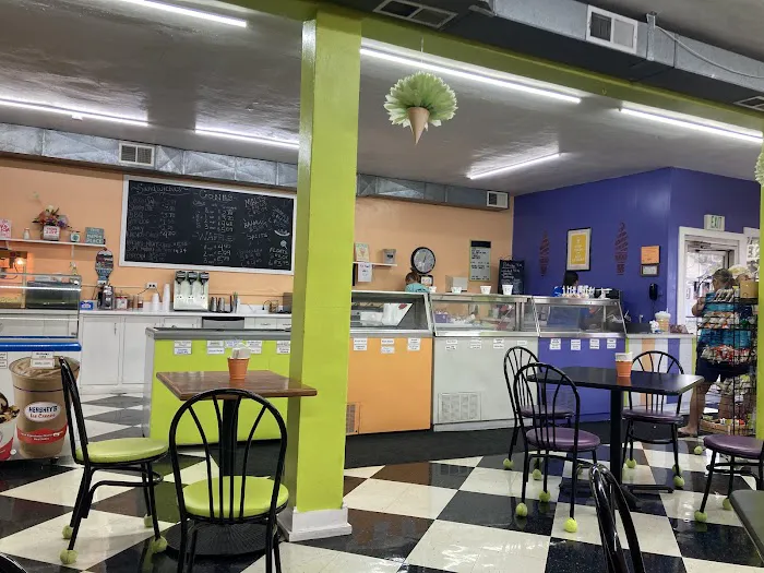 Taylor's Dairy Store Picture 2