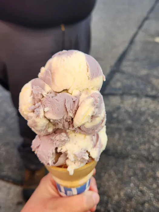 Houseman's Ice Cream Picture 4