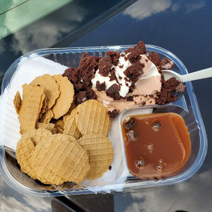 Sweet Rewards Ice Cream Shop Picture 9