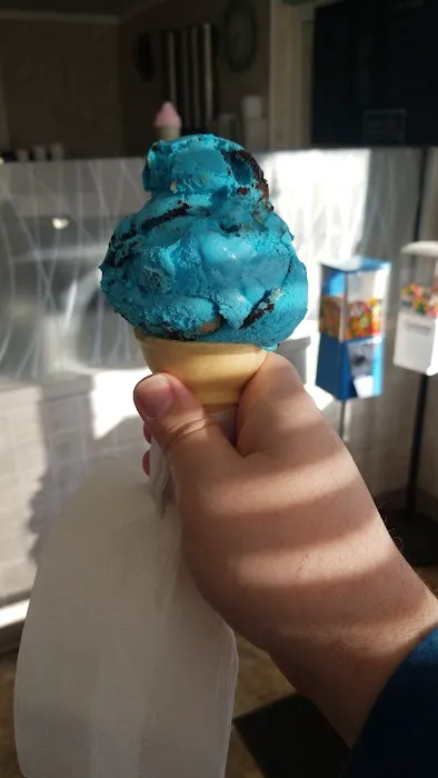 Union Station Food & Ice Cream Picture 2