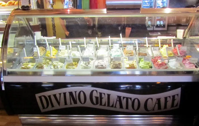 Divino Gelato Cafe Picture 1