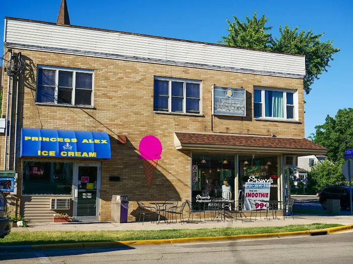 Princess Alex Ice Cream Shop Picture 2