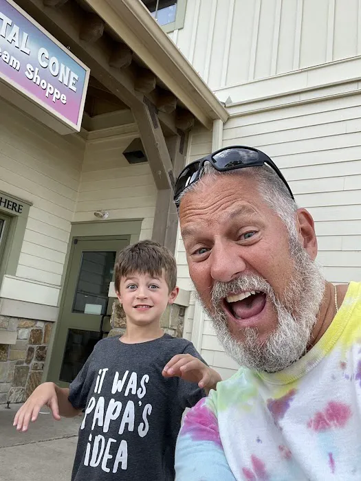 Crystal Cone Shoppe Picture 5
