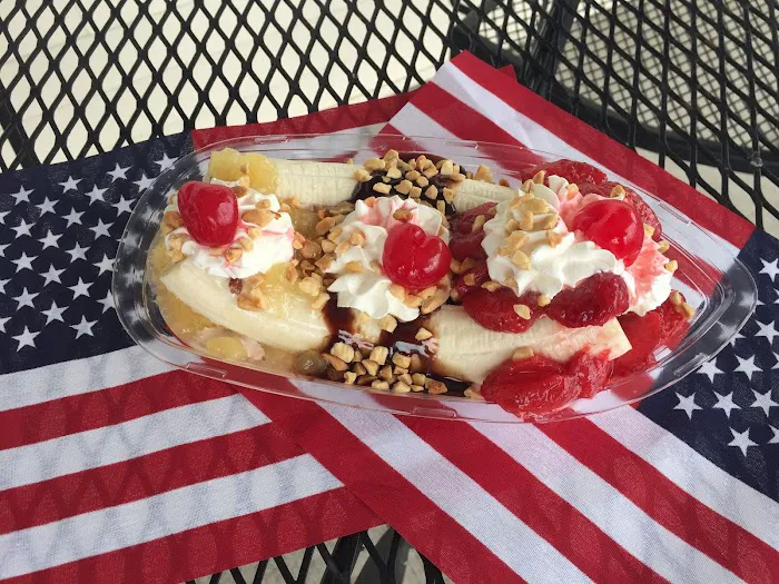 Cool Mama's Ice Cream Picture 2