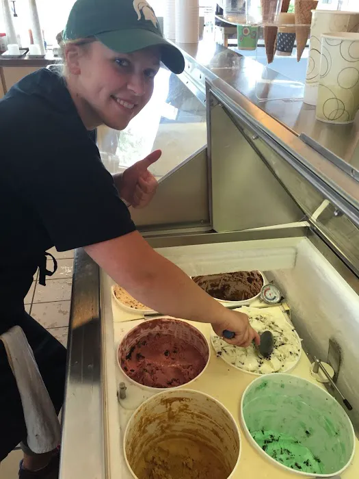 Cool Mama's Ice Cream Picture 8