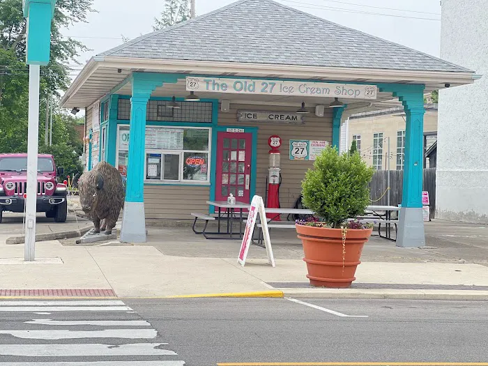The Old 27 Ice Cream Shop Picture 1
