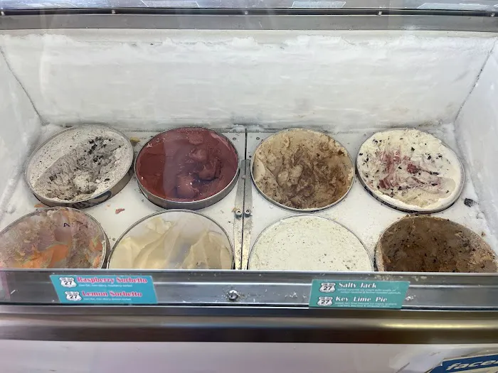 The Old 27 Ice Cream Shop Picture 6