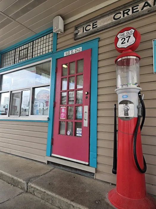 The Old 27 Ice Cream Shop Picture 4