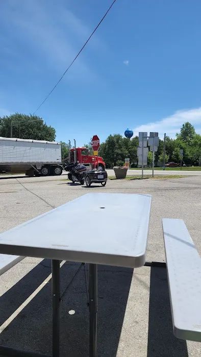 Willshire Drive-In Picture 7
