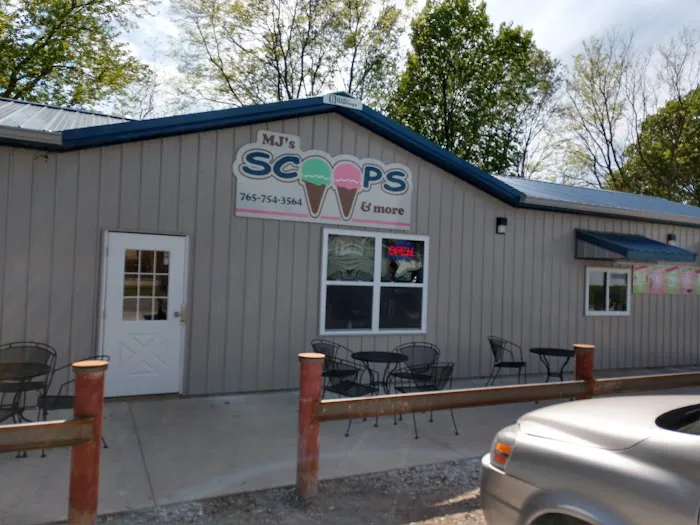 MJ's Scoops and More Picture 2