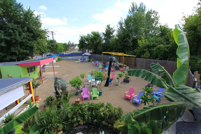 The Island Muncie Picture 3