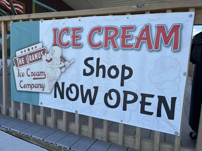 Uranus Ice Cream Company - Anderson Picture 3