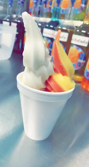Paradise Shaved Ice & Ice Cream Shop - Noblesville, IN Picture 1