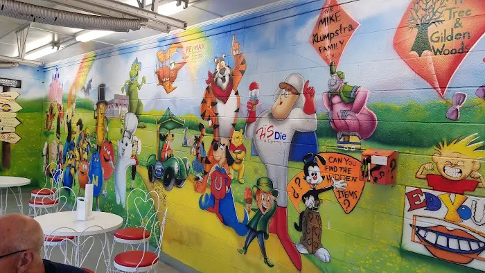 The Ice Cream Garage Picture 3