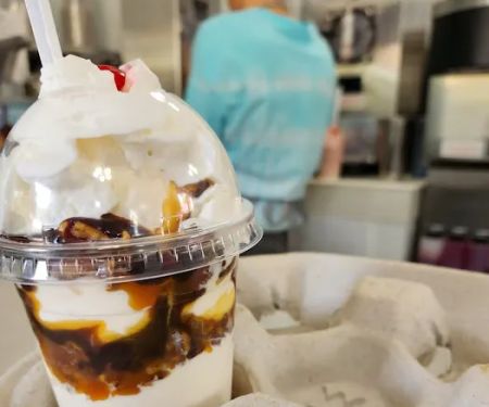 Myrtu2019s Ice Cream Shoppe