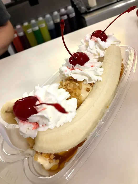 Myrt’s Ice Cream Shoppe Picture 6