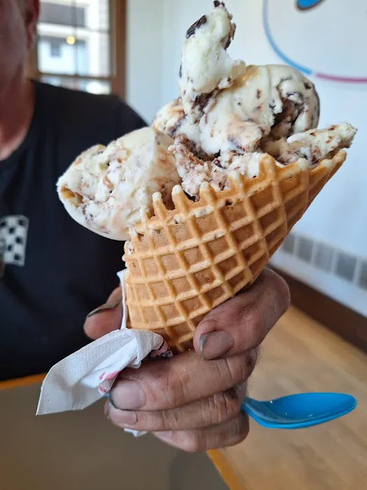 Here's The Scoop Picture 1