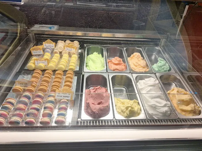 Divino Gelato Cafe Picture 1