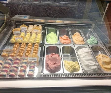 Divino Gelato Cafe