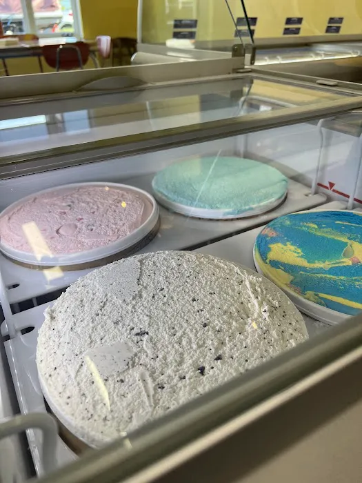 Little DippeRz, LLC. Ice Cream and Treats Picture 6
