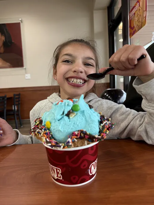 Cold Stone Creamery Picture 2
