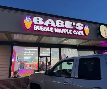 Babes Bubble Waffle & Boba Cafe