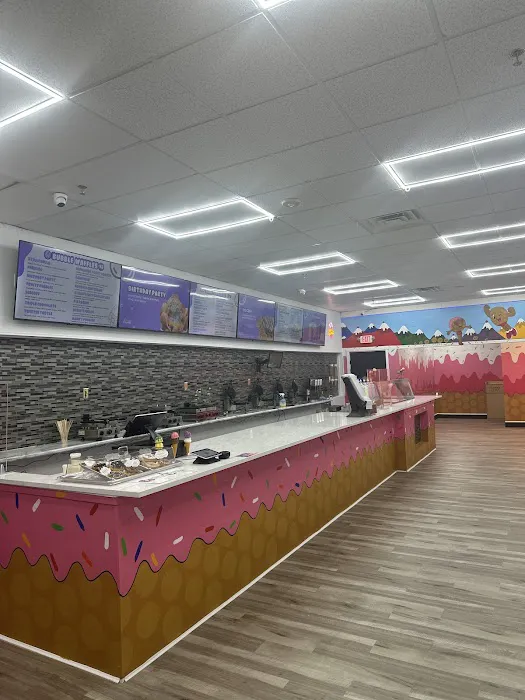 Babes Bubble Waffle & Boba Cafe Picture 9