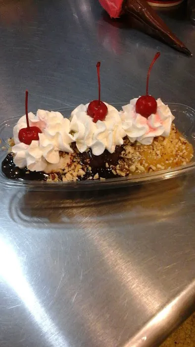 Babes Ice Cream & Dessert Picture 3