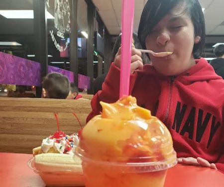 La Michoacana Ice Cream Bar