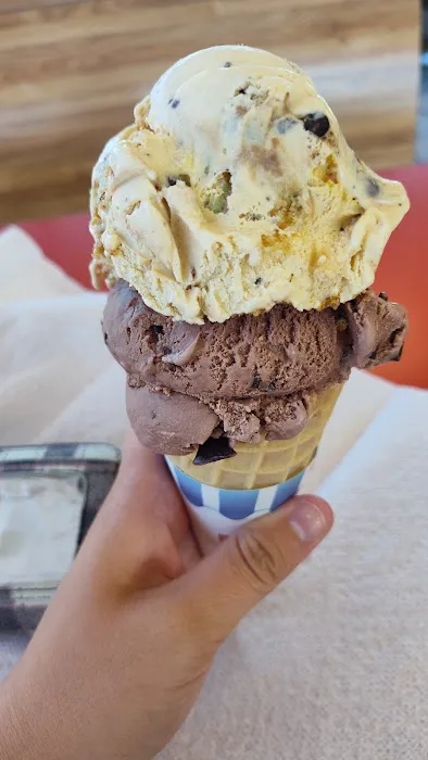 La Michoacana Ice Cream Bar Picture 7