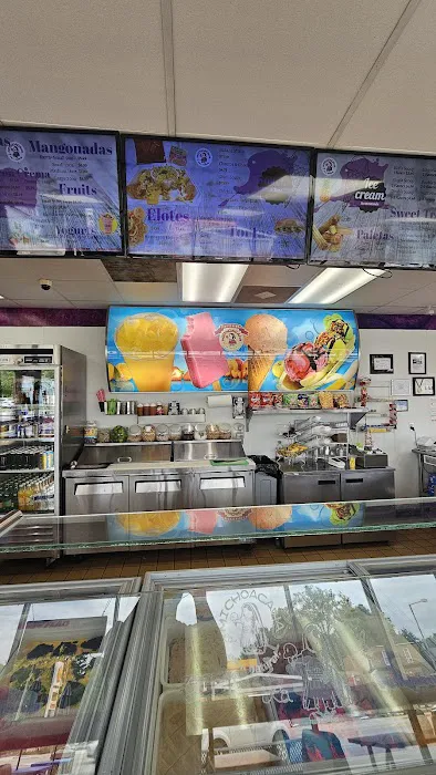 La Michoacana Ice Cream Bar Picture 5