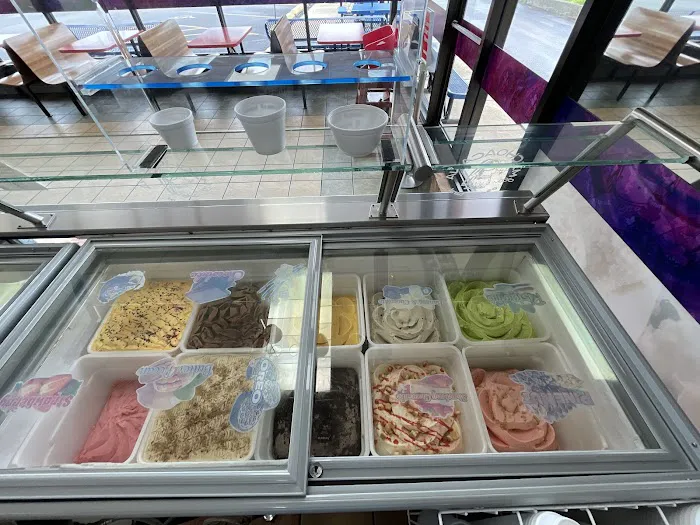 La Michoacana Ice Cream Bar Picture 6