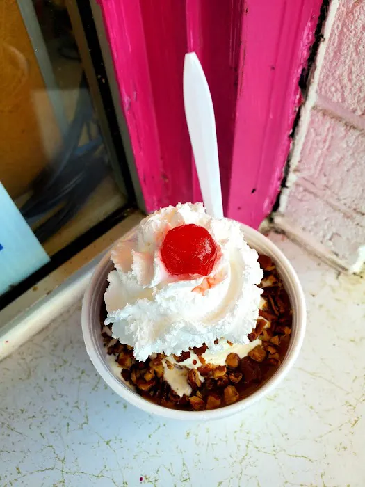 Woody's Cone Stop Picture 2