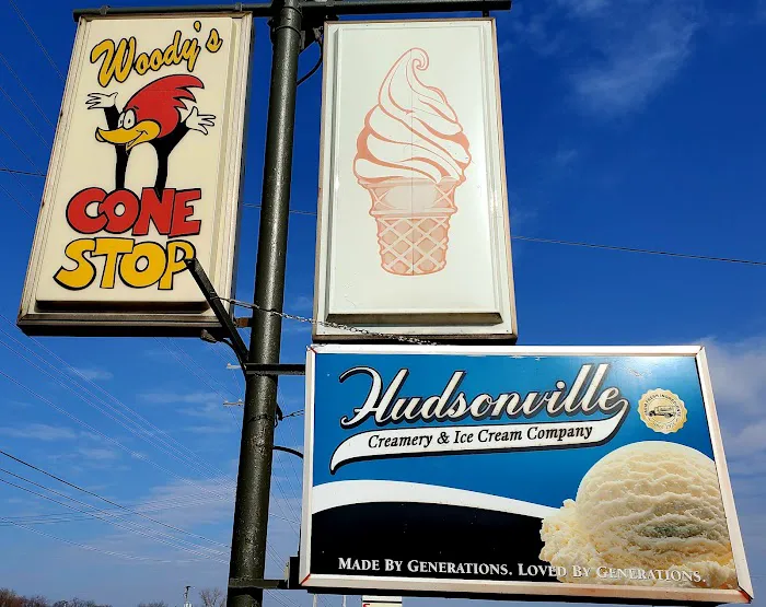 Woody's Cone Stop Picture 4