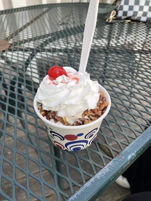 Sunshine’s Village Cone Shop Picture 5