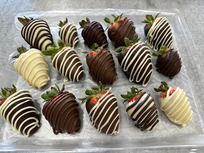 Kilwins Ice Cream - Chocolate - Fudge Picture 6
