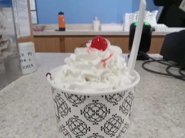 Kilwins Ice Cream - Chocolate - Fudge Picture 9