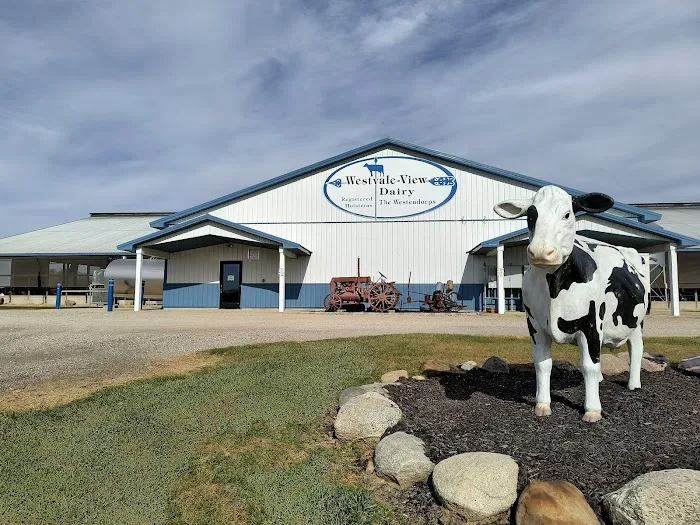 MOO-ville Creamery Picture 9
