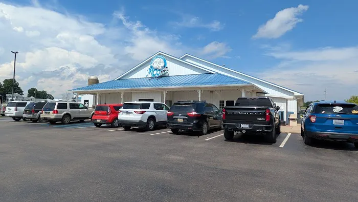 MOO-ville Creamery Picture 6