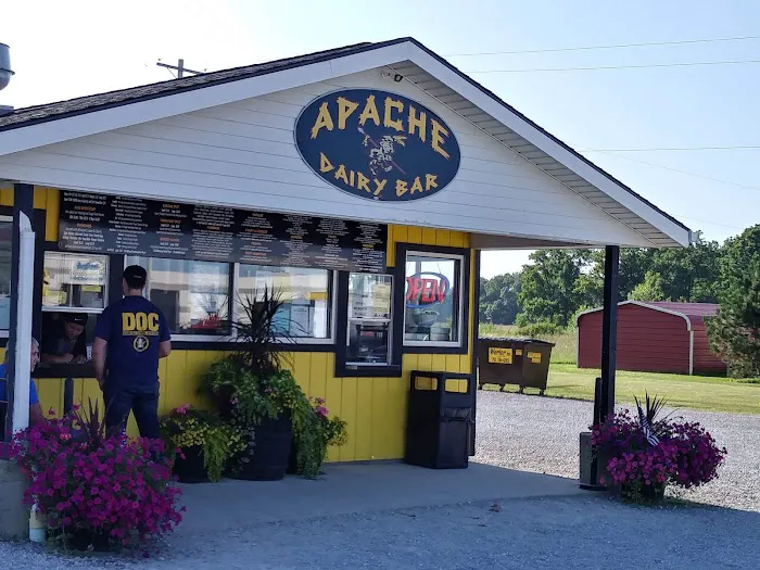 Apache Dairy Bar Picture 3